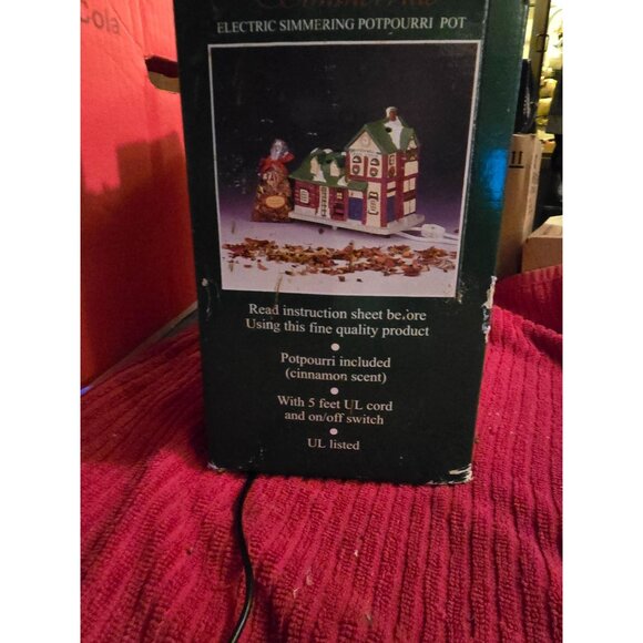 Electric Simmering Potpourri Pot With 5 Ft UL Cord & On/Off Switch - Picture 3 of 5